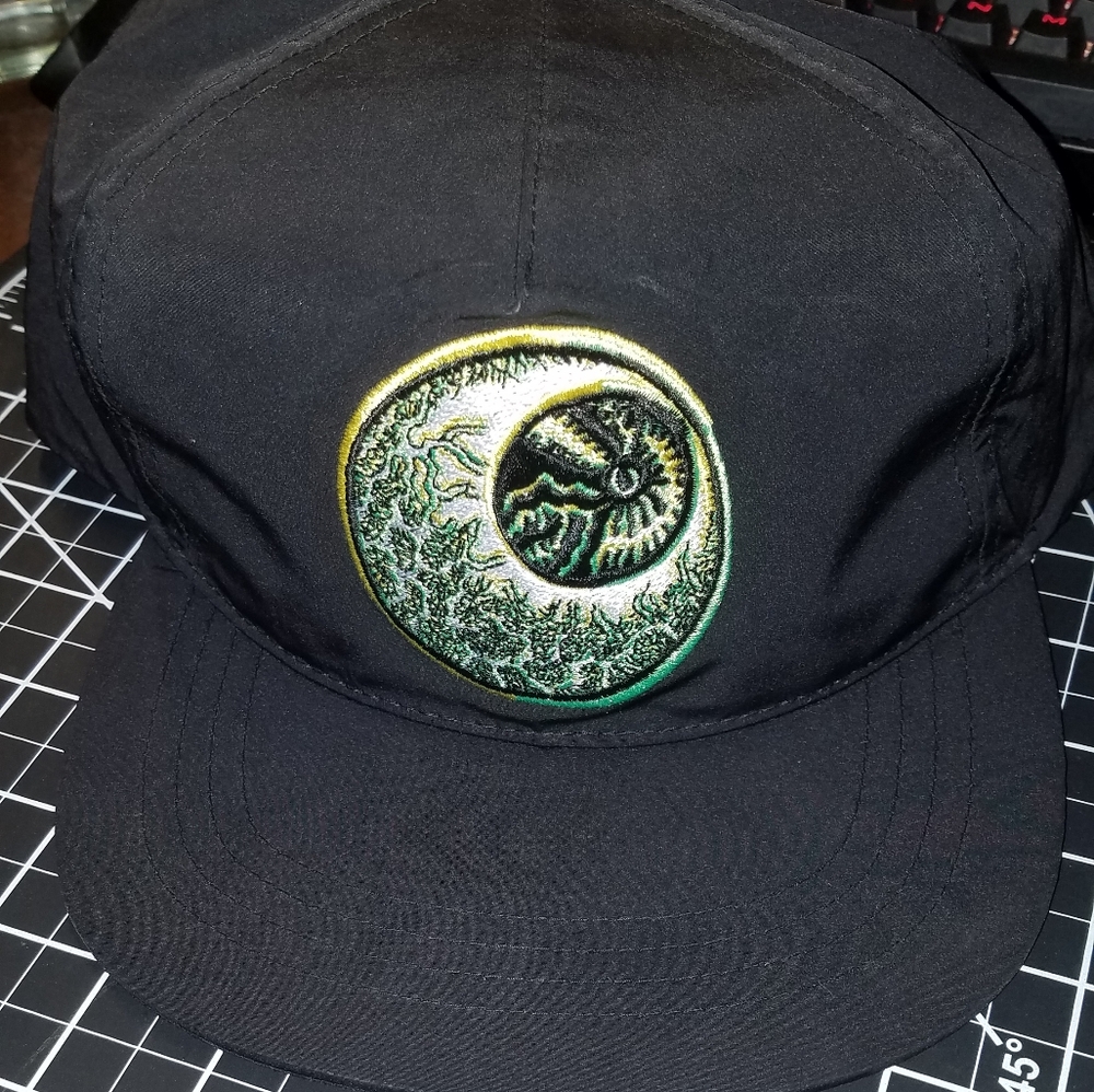 Volcom tetsunori limited release snapback
